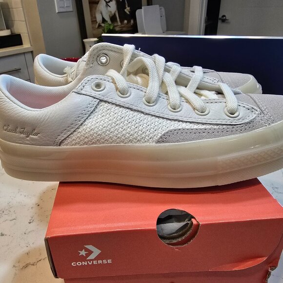 Converse Chuck 70 Marquis Ox Women's Size 8 Vintage White-Fossilized [A07453C] - Picture 1 of 8